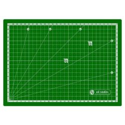 PLANCHA CORTE ARTCREATION 30X22 CM VERDE