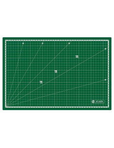 PLANCHA CORTE ARTCREATION 45X30 CM VERDE